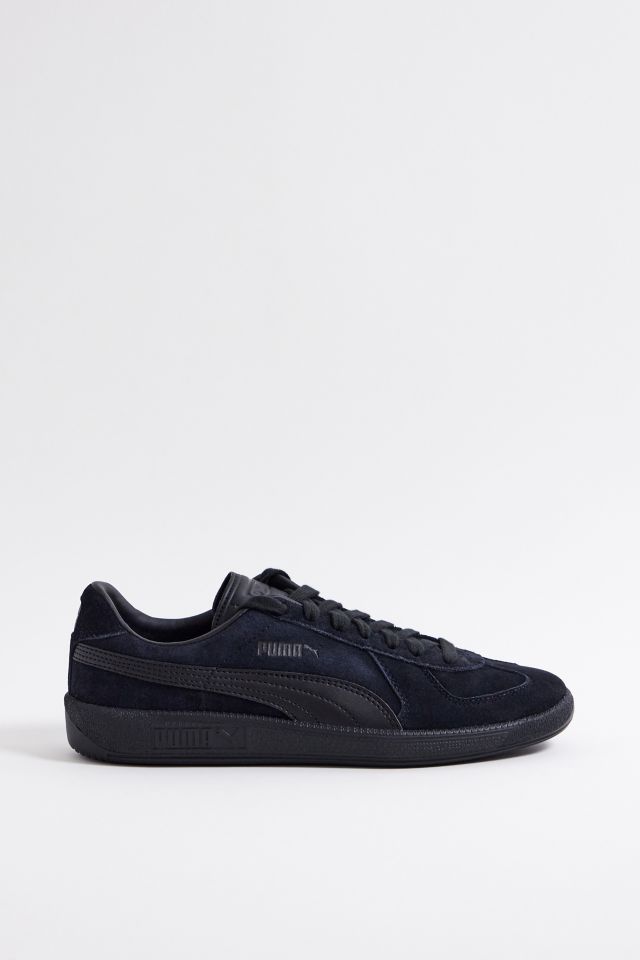 PUMA Black Army Trainer Suede Trainers Urban Outfitters DE