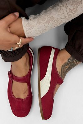 PUMA Burgundy Tacklette Trainers