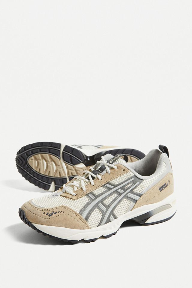 ASICS - Baskets 1090 V2 gel doré #1