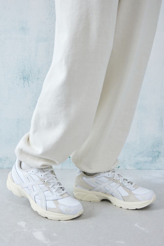 Asics white leather deals trainers