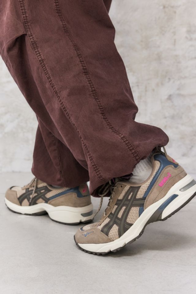 ASICS Clay Gel-1090 V2 Trainers | Urban Outfitters UK