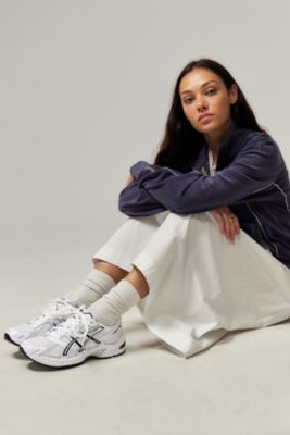 Urban outfitters nike sneakers discount