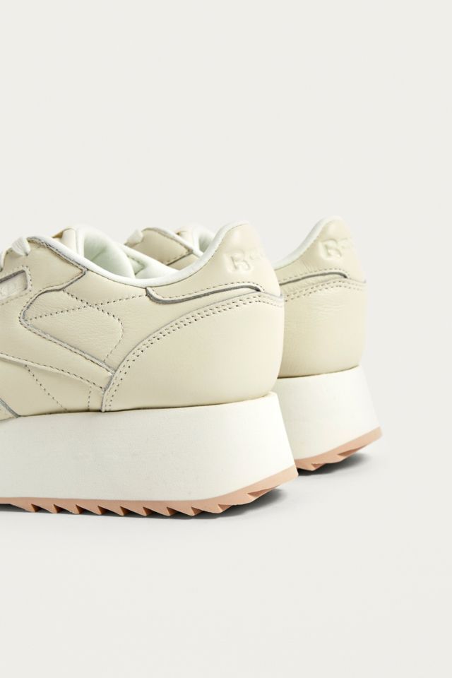 reebok cl leather mn sandstone