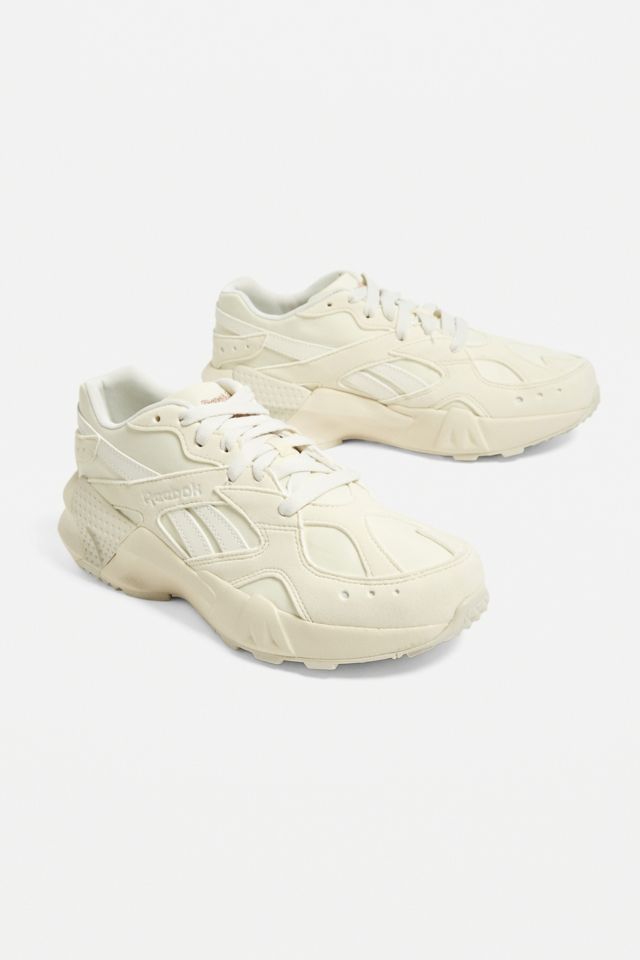 Reebok aztrek double store trainers in white