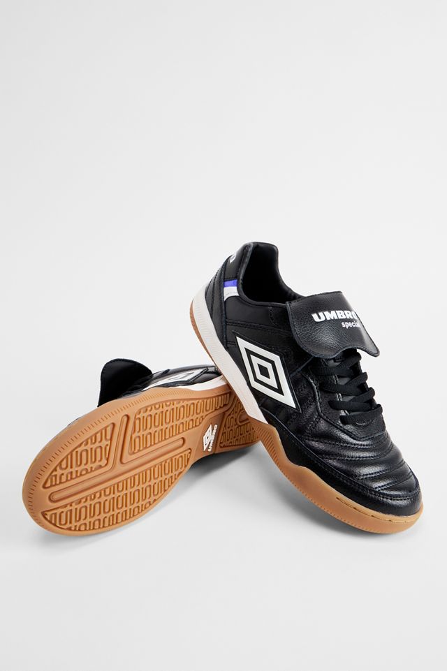 Umbro Black Speciali Leather Trainers #1