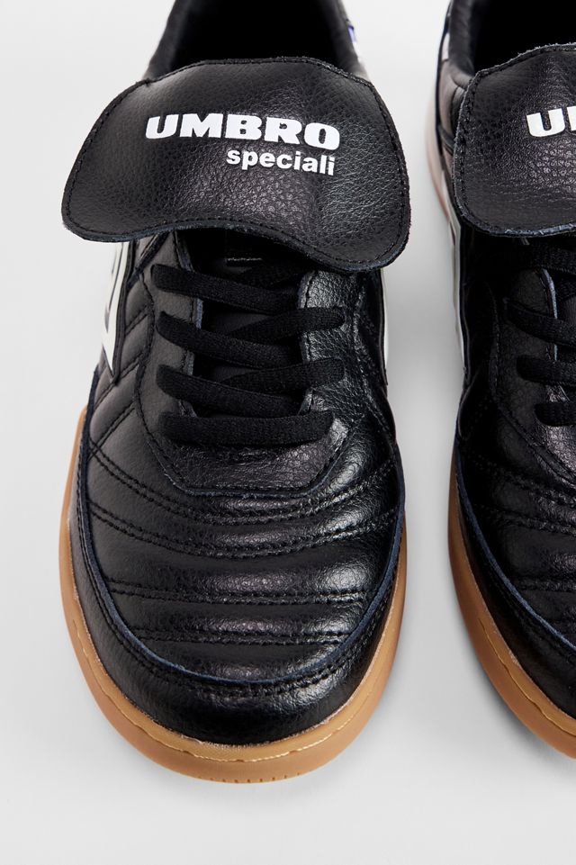 Umbro Black Speciali Leather Trainers #2