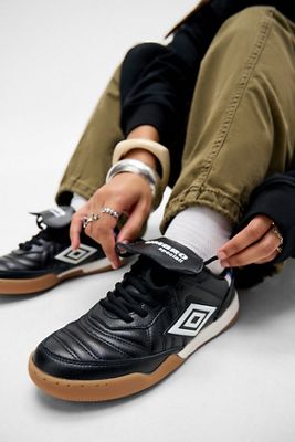 Umbro Black Speciali Leather Trainers