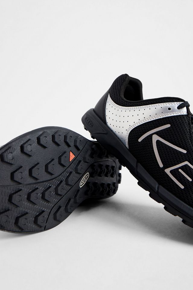 Scarpe da ginnastica A86 nere e argento KEEN #2