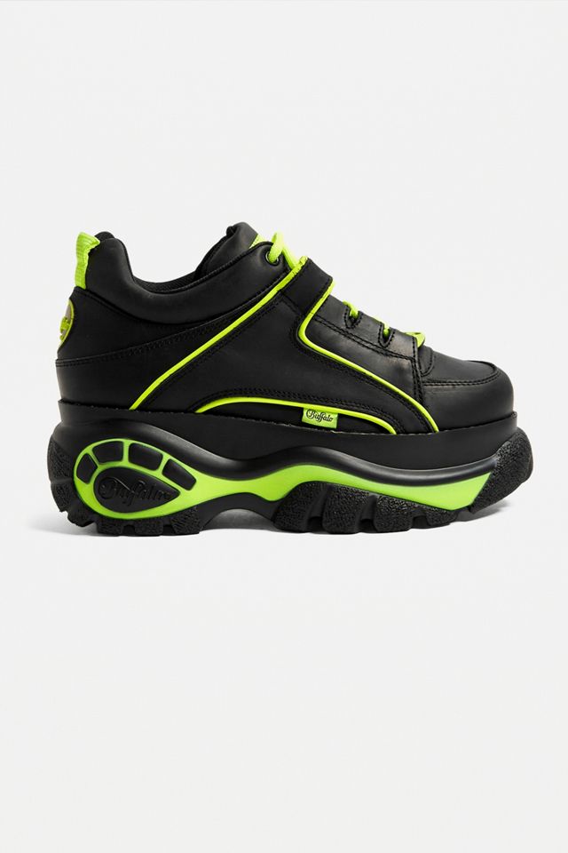 Buffalo –  Rustikale Leder-Sneaker mit Plateau-Sohle und Neon-Zierstreifen #2