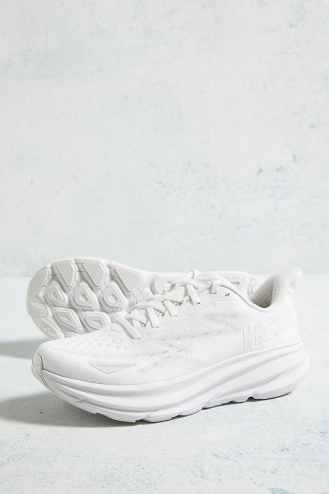 HOKA Clifton 8 Trainer Bianchi #2