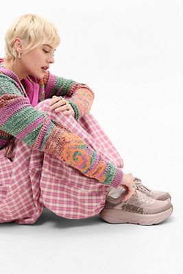 Baskets HOKA Bondi 7 roses