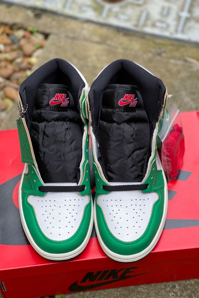 Nike Jordan White & Green Air Jordan 1 Lucky Trainers #1