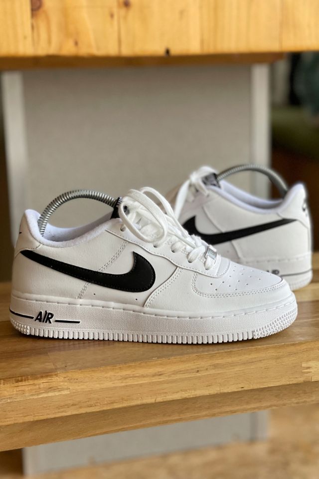 Black white air force shop 1 07 lv8 utility trainers