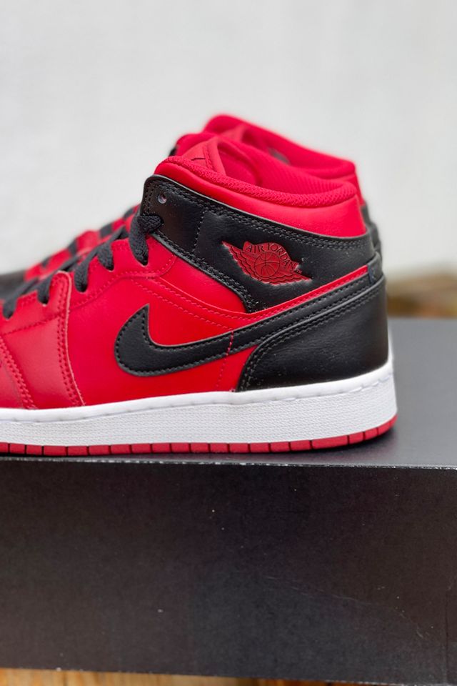 Nike Air Jordan 1 Mid Reverse Bred Trainers #1