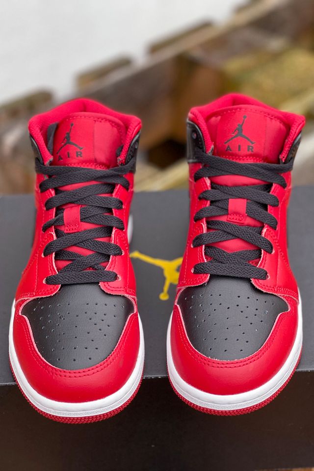 Nike Air Jordan 1 Mid Reverse Bred Trainers #2