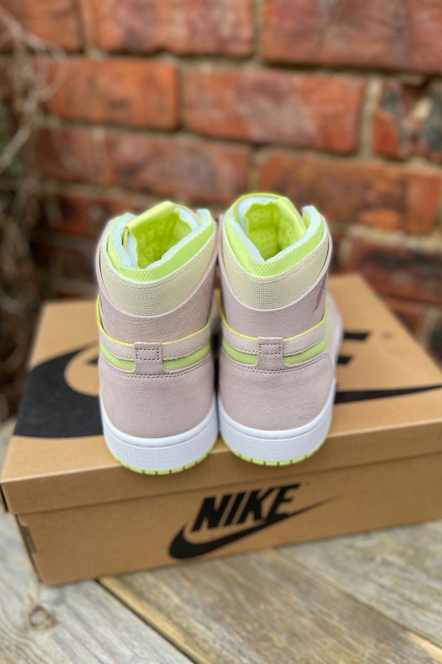 Nike Air Jordan 1 High Zoom CMFT Lemon Twist Trainers #2