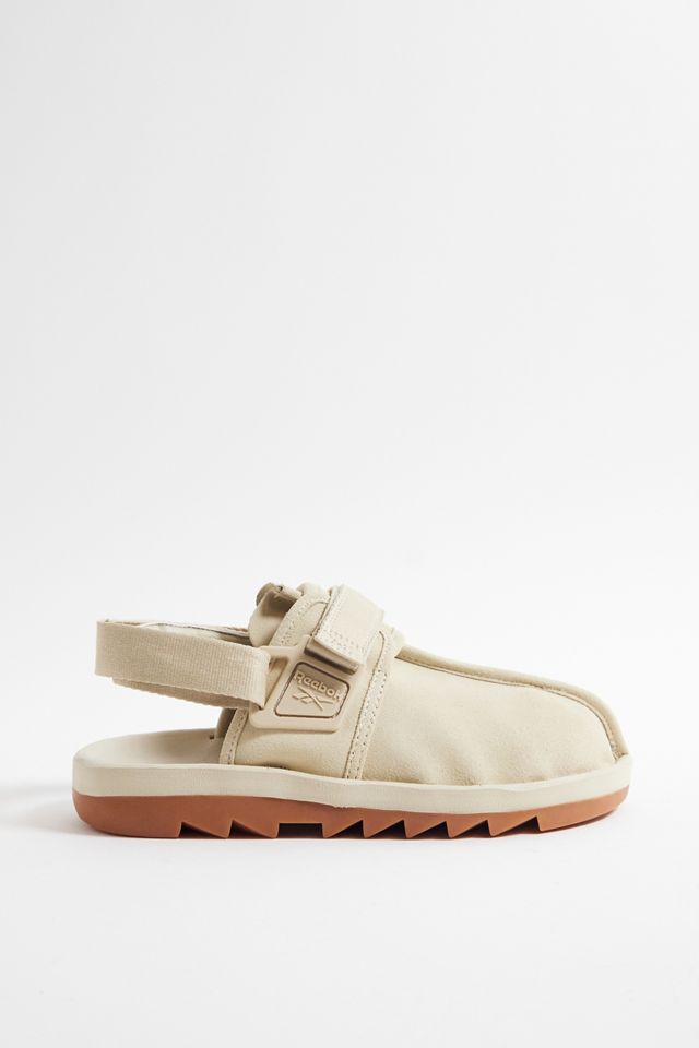 Sandale en daim beige Reebok Beatnik #1