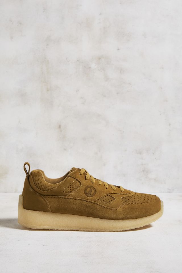 Clarks gold outlet trainers