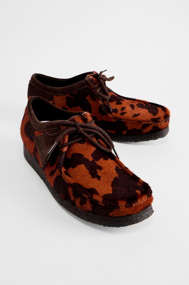 Scarpe Wallabee Stampa Mucca Marrone Clarks Originals #1