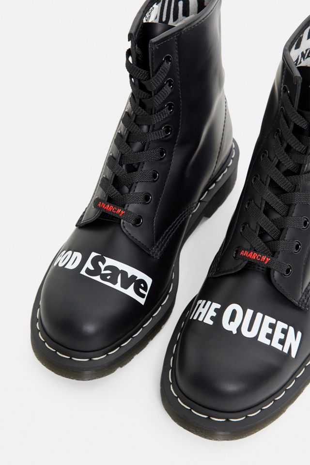 Dr. Martens X Sex Pistols 1460 8-Eye Boots | Urban Outfitters UK