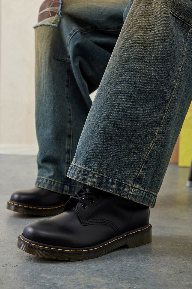 Dr. Martens 1460 Smooth 8-Eyelet Boots #1