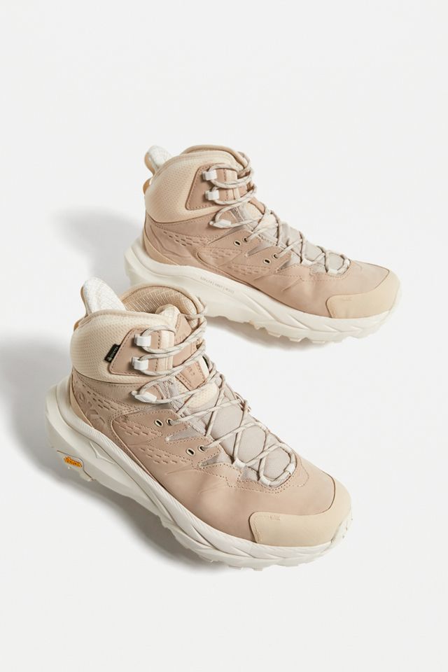 HOKA – Laufstiefel „Kaha 2" mit GORE-TEX in Sand #1