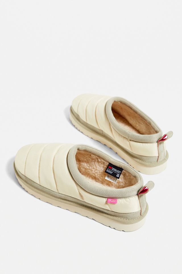 UGG – Gepolsterte Outdoor-Pantoffel in Weiß mit tasmanischer Stickerei #4