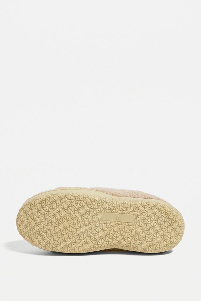 UO Exclusive Cream Sherpa Hardsole Slippers #4