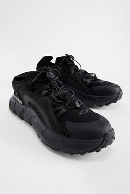 Oakley Blackout Aquaterra Hybrid Trainers