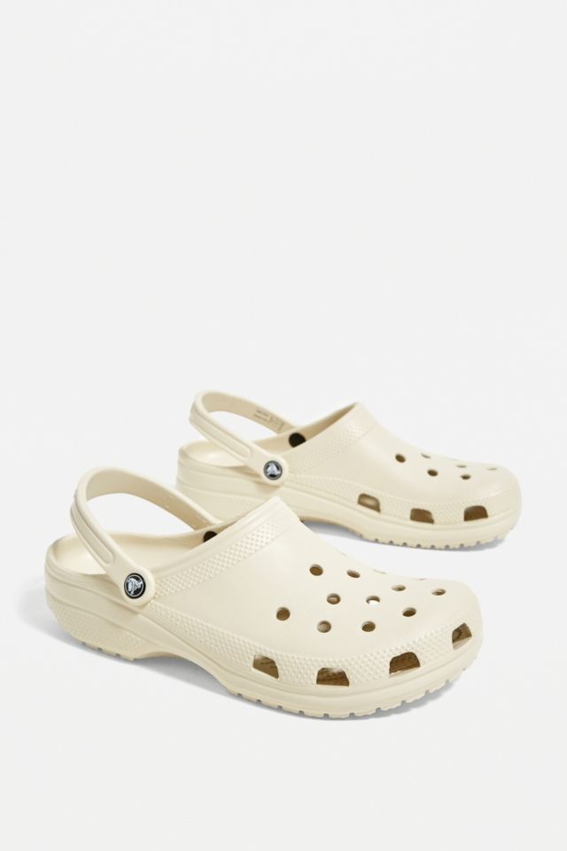 Crocs urban online outfitters