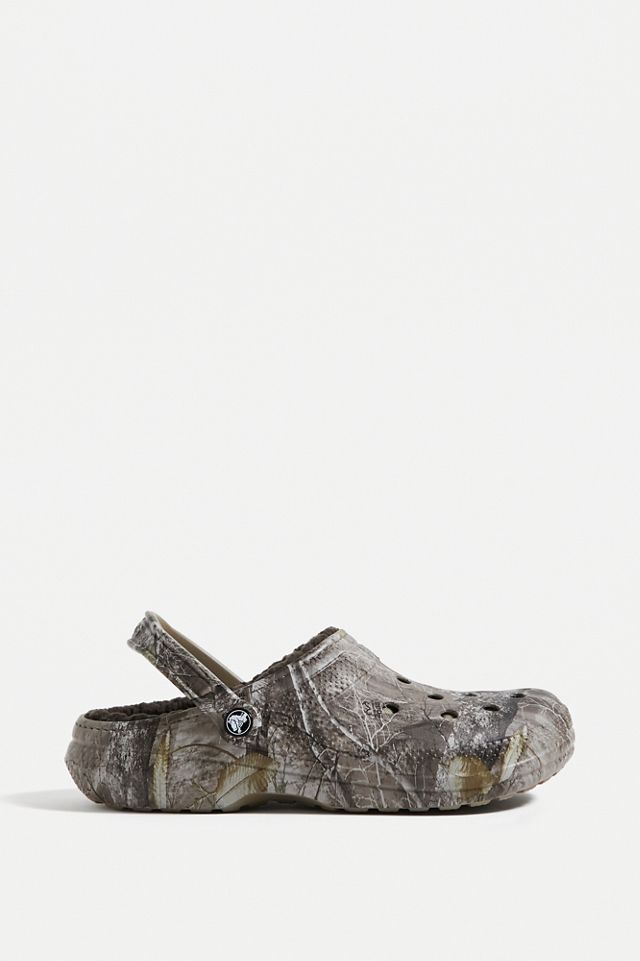 Crocs Tree Print Classic Lined Clogs | Urban Outfitters UK