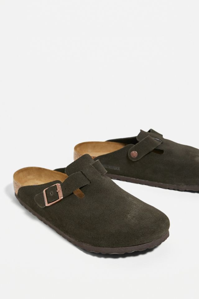 Birkenstock Boston Mocha Suede Clogs | Urban Outfitters UK