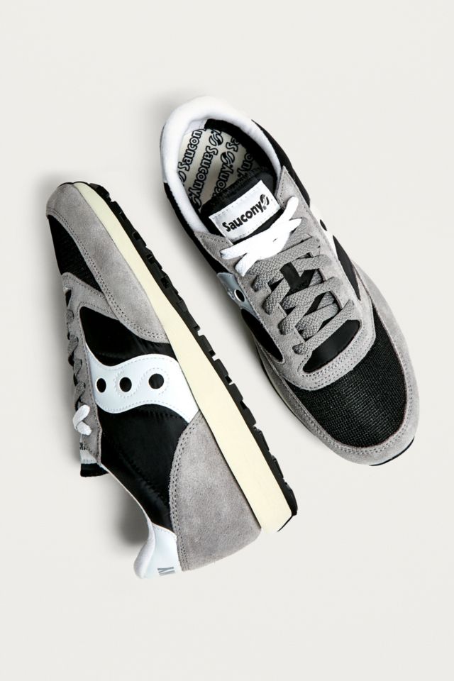Saucony Sneaker Jazz Original in Grau und Schwarz Urban Outfitters DE