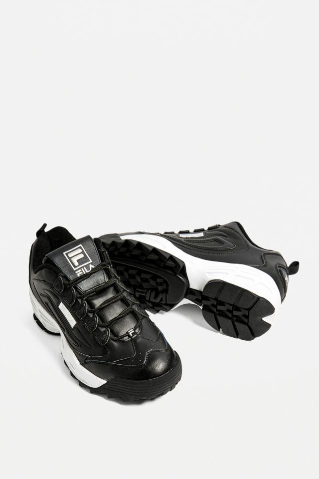 Black fila shop disruptor 3