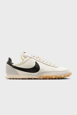 Nike Ecru Waffle Racer Sneaker
