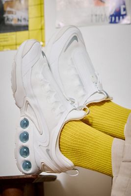 Nike Summit White Air Max Dn Roam Sneaker