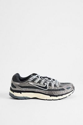 Zapatillas P-6000 Antracita de Nike