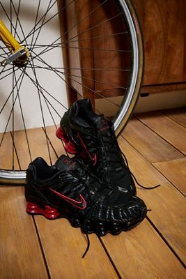 Nike Black & Red Shox TL Trainers