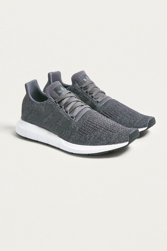 Scarpe da ginnastica adidas Originals Swift Run Grey #1
