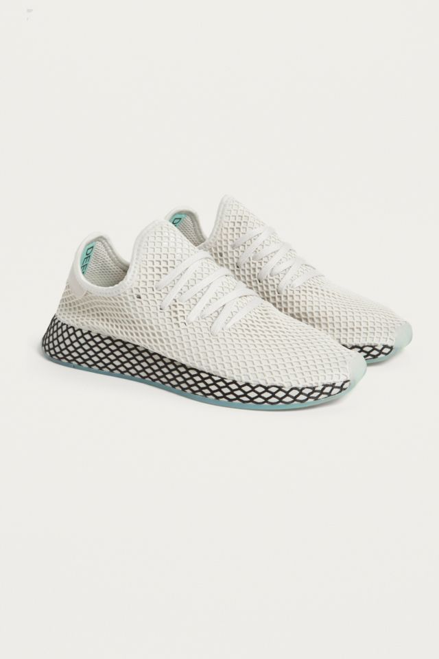 Deerupt grey outlet one