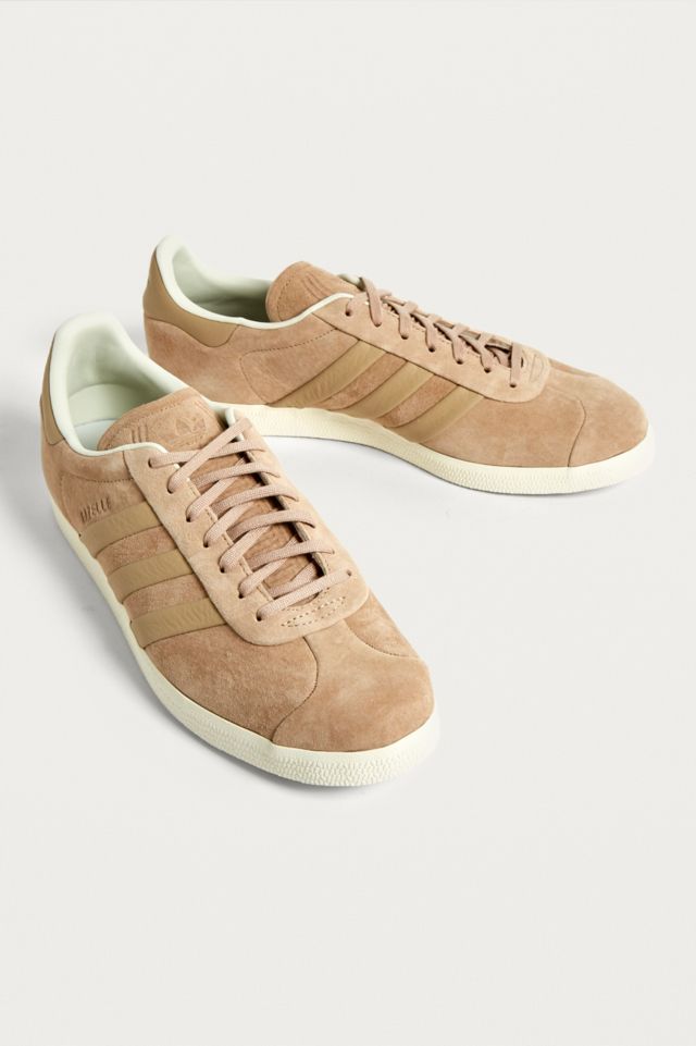 Adidas on sale gazelle nude