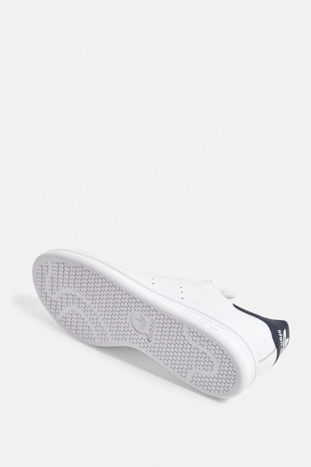 adidas - Baskets Stan Smith blanches et bleues #4