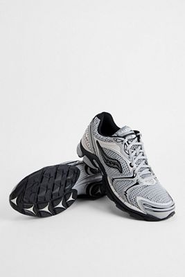 Chaussures d'entraînement Saucony ProGrid Triumph 4
