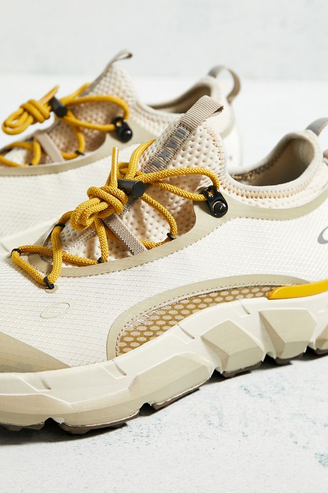 Oakley Yellow & White Light Breathe Trainers  #4