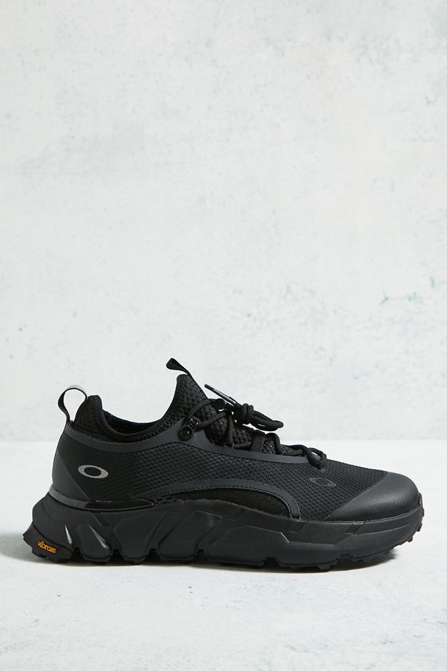 Oakley - Baskets Light Breathe triple noir  #5