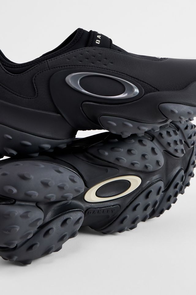Oakley Blackout Edge Icon Trainers #2