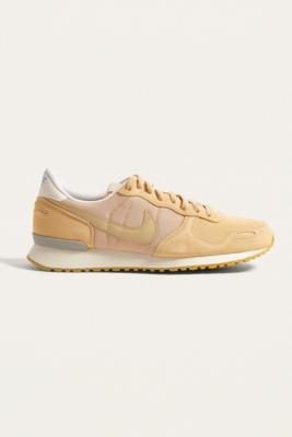 Nike tan & blue air store vortex trainers