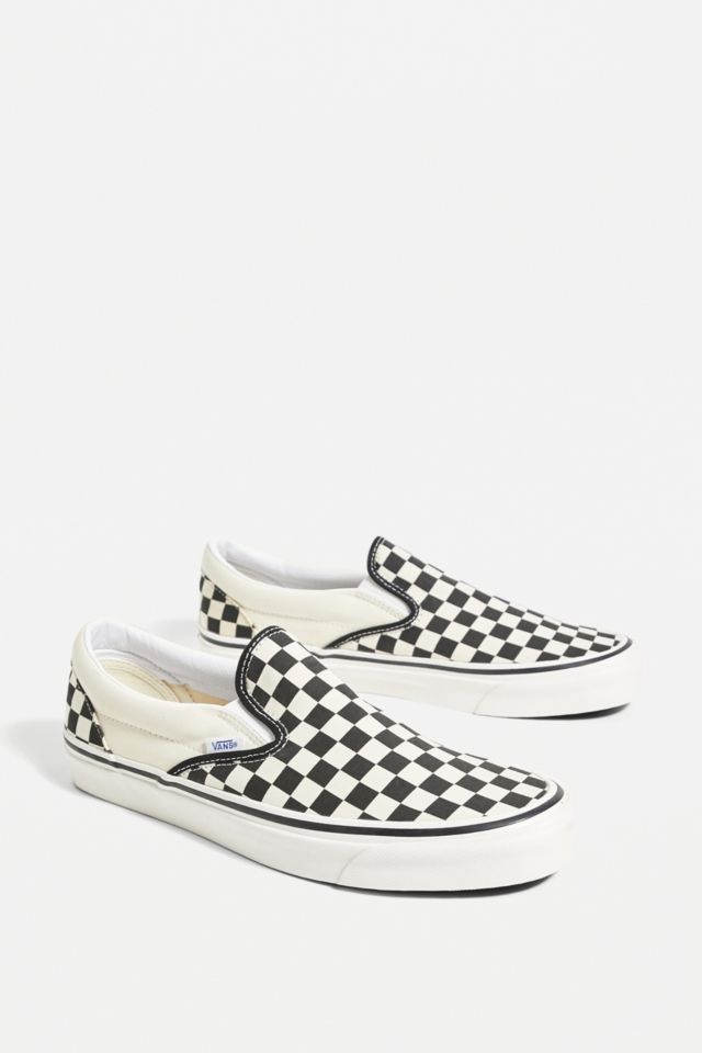 Vans Classic Checkerboard Slip-On Trainers | Urban Outfitters UK