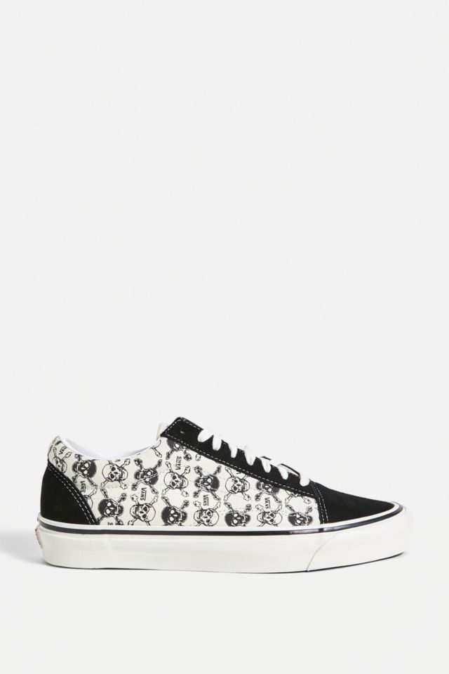 Vans Old Skool Skull Trainers | Urban Outfitters UK