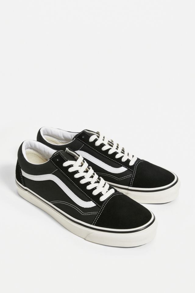 Urban outfitters 2025 vans old skool